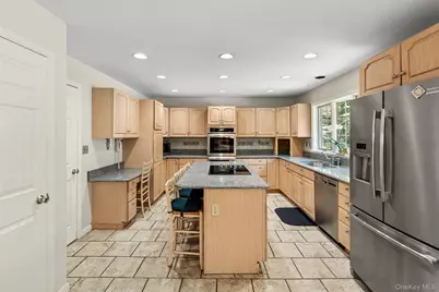 18 Arbor Court, Holmes, NY 12531 - Photo 13