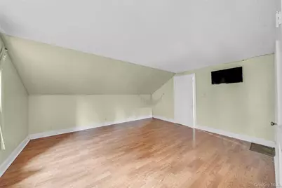 7 Dickerson Avenue, Stony Brook, NY 11790 - Photo 27