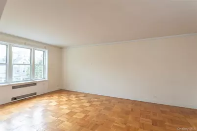 2 Midland Gardens Avenue #2C, Bronxville, NY 10708 - Photo 5