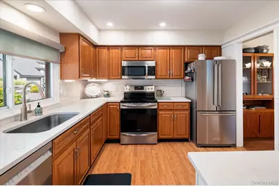 332 Heritage Hills #B, Somers, NY 10589 - Photo 9
