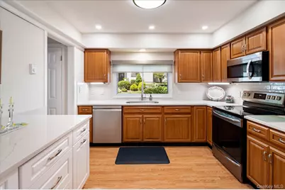 332 Heritage Hills #B, Somers, NY 10589 - Photo 15
