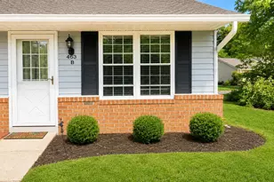 463 B Oldham Ct, Ridge, NY 11961 - Photo 3