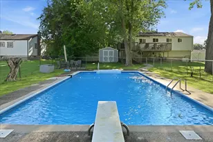 357 Town Line Rd, East Northport, NY 11731 - Photo 23