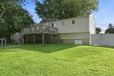 357 Town Line Road, East Northport, NY 11731 - Photo 19