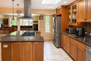 5 Cherrywood Dr, East Northport, NY 11731 - Photo 9