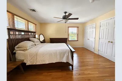 5 Cherrywood Drive, East Northport, NY 11731 - Photo 13