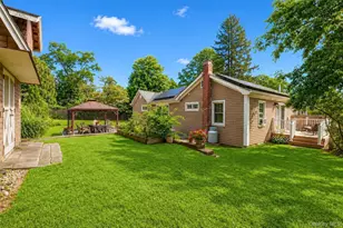 30 Pansy Rd, Rocky Point, NY 11778 - Photo 43
