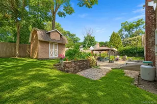 30 Pansy Rd, Rocky Point, NY 11778 - Photo 35