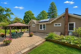 30 Pansy Rd, Rocky Point, NY 11778 - Photo 31