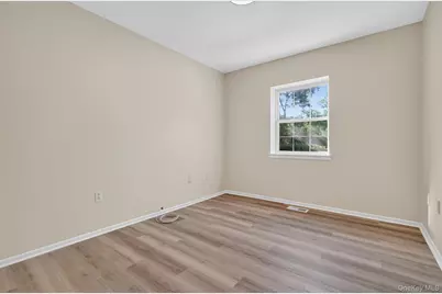10-12 Chestnut Street #A202, Suffern, NY 10901 - Photo 17