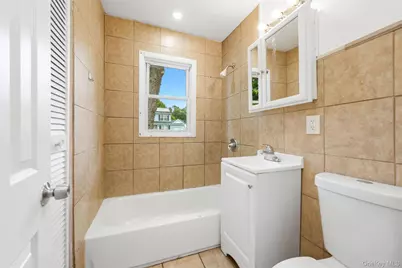 710 Bourdois Avenue, Bellport, NY 11713 - Photo 15