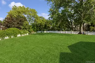 875 Channel Rd, Woodmere, NY 11598 - Photo 29