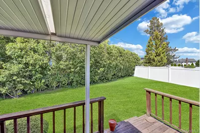 19 Essex Road, Bethpage, NY 11714 - Photo 5