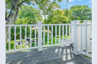 9 Robert Road, Glen Cove, NY 11542 - Photo 33
