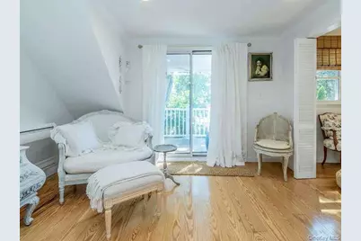 9 Robert Road, Glen Cove, NY 11542 - Photo 31