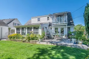 9 Robert Rd, Glen Cove, NY 11542 - Photo 39