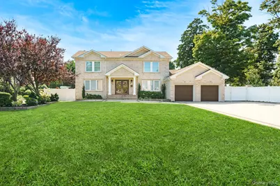20 Mc Cue Lane, Babylon, NY 11702 - Photo 1