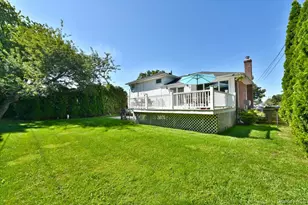 70 Glenwood Rd, Plainview, NY 11803 - Photo 31