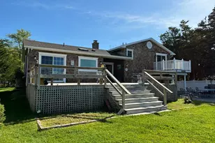 8 Bay Rd, Patchogue, NY 11772 - Photo 5