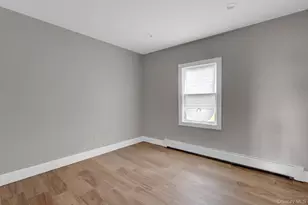 295 Bergen Ave, West Babylon, NY 11704 - Photo 3