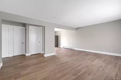 295 Bergen Avenue, West Babylon, NY 11704 - Photo 11