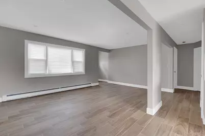 295 Bergen Avenue, West Babylon, NY 11704 - Photo 13