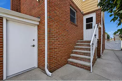 99-11 159th Avenue, Howard Beach, NY 11414 - Photo 25