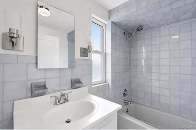 99-11 159th Avenue, Howard Beach, NY 11414 - Photo 17