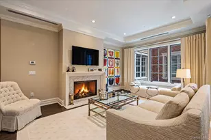 2000 Royal Ct, North Hills, NY 11040 - Photo 3