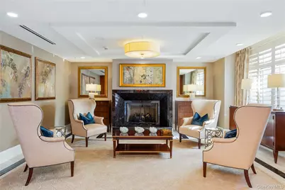 2000 Royal Court #2009, North Hills, NY 11040 - Photo 23