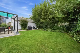 66 Caroline Ave, Franklin Square, NY 11010 - Photo 21