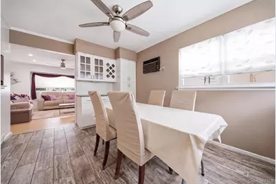 66 Caroline Avenue, Franklin Square, NY 11010 - Photo 11