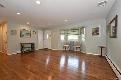 14 Milburn Road, South Setauket, NY 11720 - Photo 3