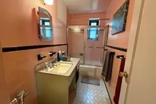 32-43 90th St, East Elmhurst, NY 11369 - Photo 5