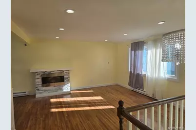 17 Lantern Street, Huntington, NY 11743 - Photo 3