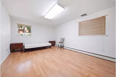 2650 Harvey Avenue, Oceanside, NY 11572 - Photo 17