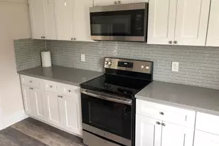 130 Jefferson Ave, Mineola, NY 11501 - Photo 9