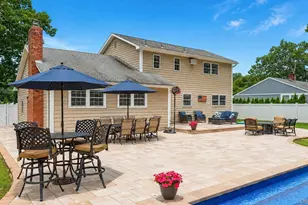 282 6th Ave, Saint James, NY 11780 - Photo 9