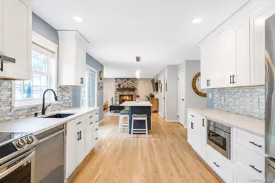 282 6th Avenue, Saint James, NY 11780 - Photo 17