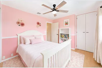 282 6th Avenue, Saint James, NY 11780 - Photo 39