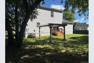 8 W Narcissus Road, Mastic Beach, NY 11951 - Photo 27