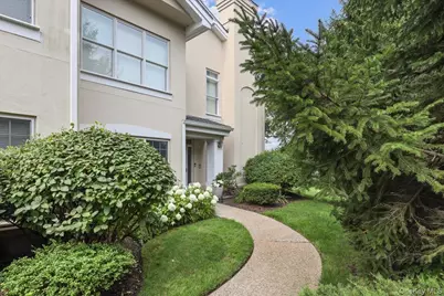 138 Doral Greens Drive W, Rye Brook, NY 10573 - Photo 13