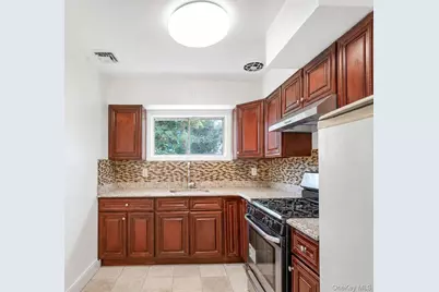 71 6th Street, Hicksville, NY 11801 - Photo 7