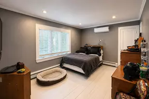 1055 Stanton Ave, Woodmere, NY 11598 - Photo 13