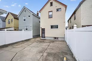 89-85 219th St, Queens Village, NY 11427 - Photo 17