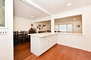 95 Jenkins Ave, North Babylon, NY 11703 - Photo 11