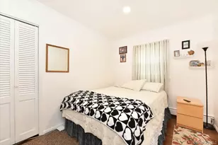 95 Jenkins Ave, North Babylon, NY 11703 - Photo 19