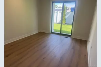 161 Union Avenue #15, Lynbrook, NY 11563 - Photo 11