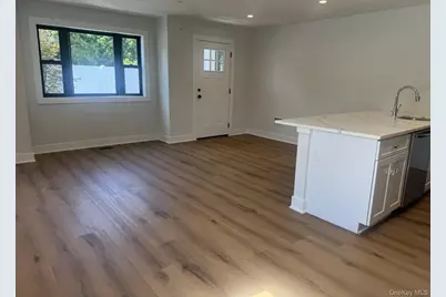 161 Union Avenue #15, Lynbrook, NY 11563 - Photo 5