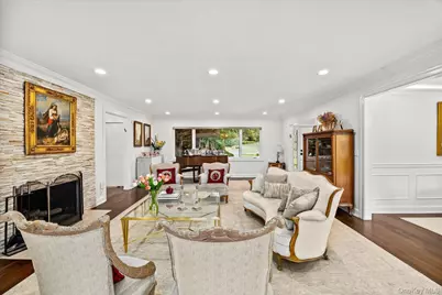 10 Vista Drive, Great Neck, NY 11021 - Photo 7